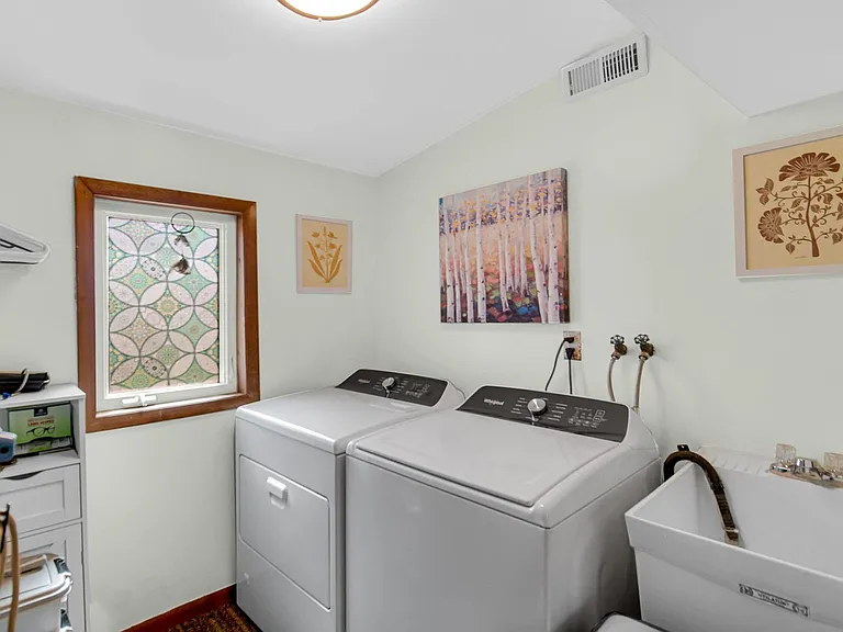 6516 Lyman Ave — Photo 10