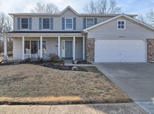 1368 Remington Oaks Ter, Fenton, MO 63026