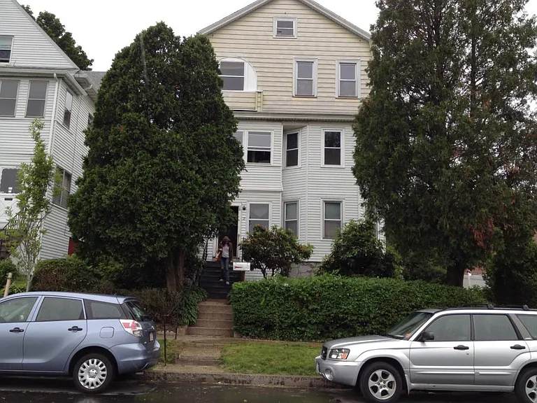 2 Rena St #1 — Photo 1