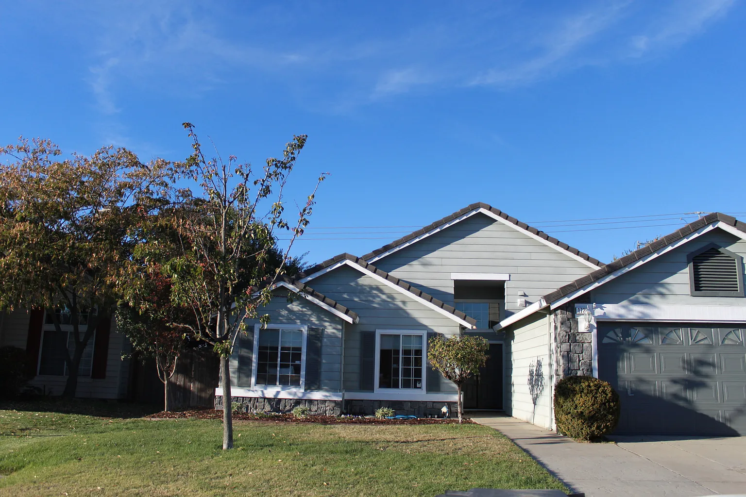 1726 E G St photo 1