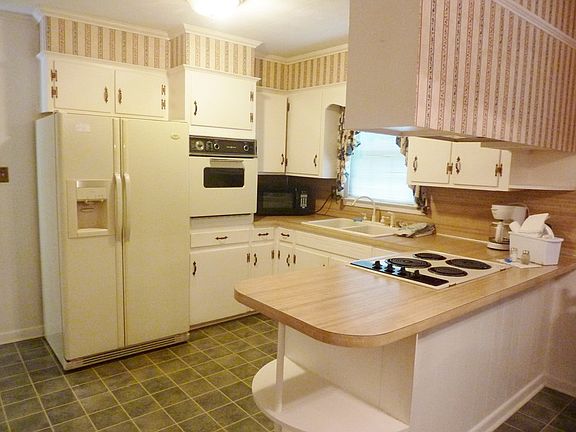 4th image of 119 Hermitage Dr