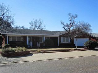 607 N 20th St, Lamesa, TX 79331