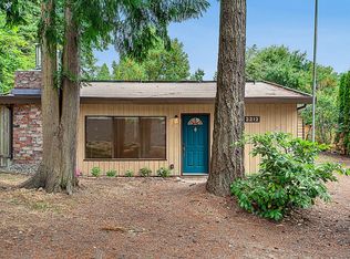 2212 NE 170th St, Shoreline, WA 98155