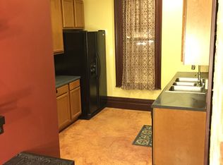 102 N Main St, Bellevue, MI 49021