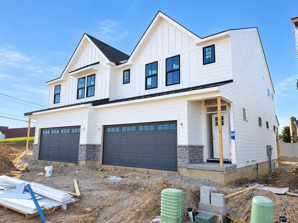11313 Harpers Mill Ct #2, Symmes Township, OH 45249