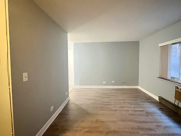 3900 N Pine Grove Ave #411 — Photo 11