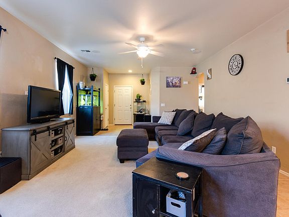 5th image of 28395 N Welton Pl