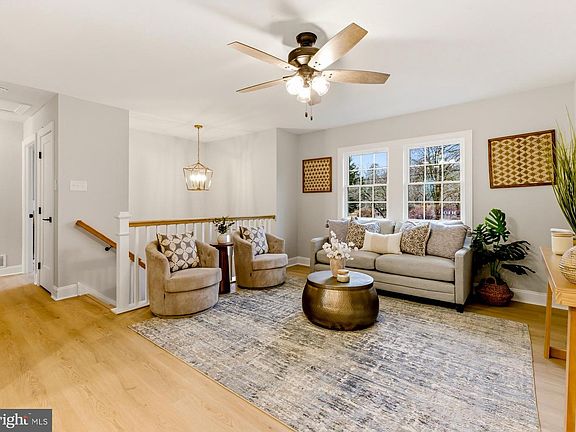 2nd image of 217 Ashland Ave