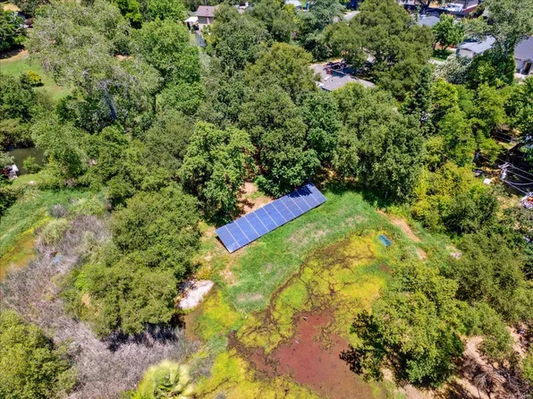 3425 Clayton Ln, Loomis, CA 95650