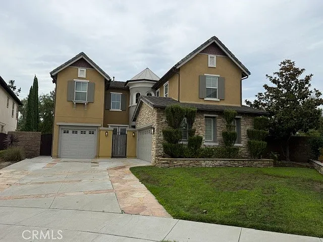 1468 Voyager Dr