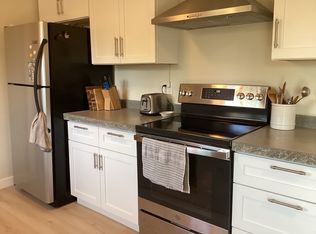 7950 Danmar Dr, Sebastopol, CA 95472