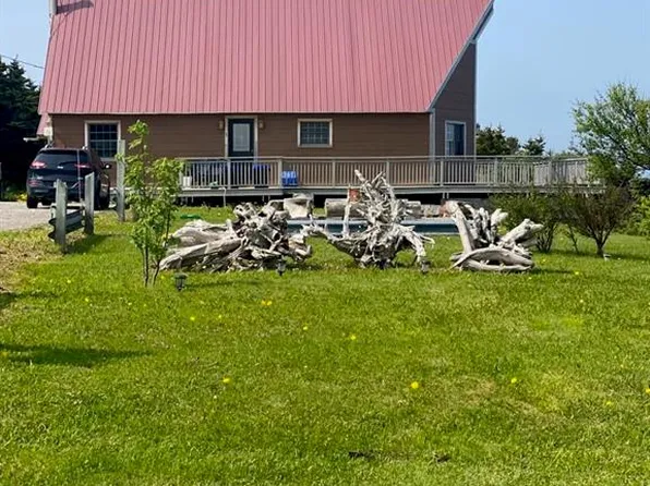 5 Main Street, Portland Creek, NL A0K4G0