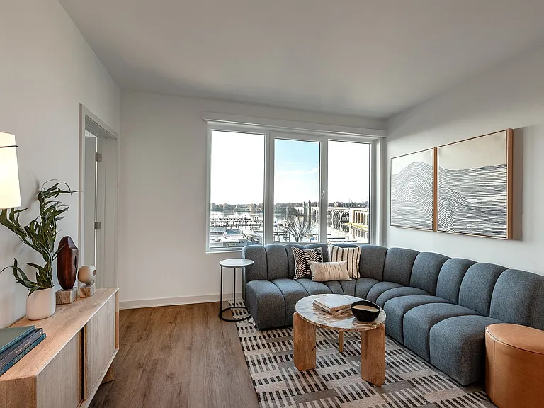 Model Unit Living Room