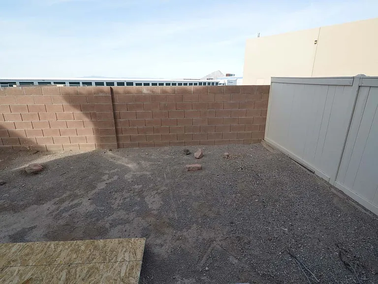 6670 Tulip Falls Dr — Photo 14