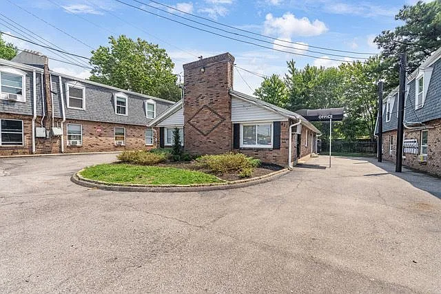 421 Poplar Level Ct #315 photo 1