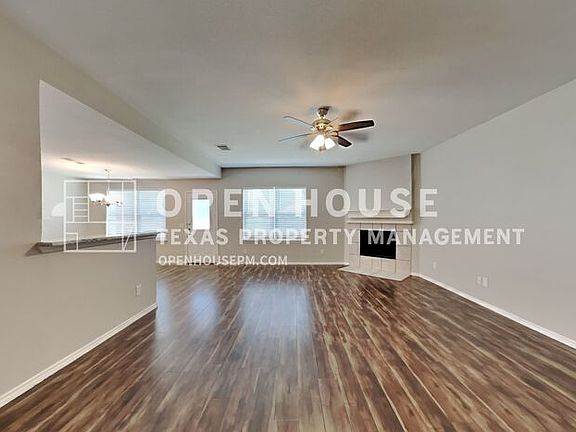3rd image of 315 Lake Wichita Dr