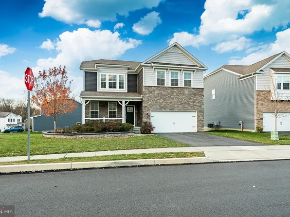 213 Seven Springs Ln, Downingtown, PA 19335
