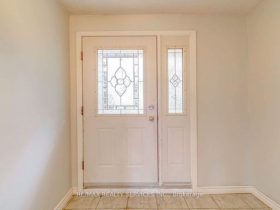 2nd image of 6834 Shiloh Rd