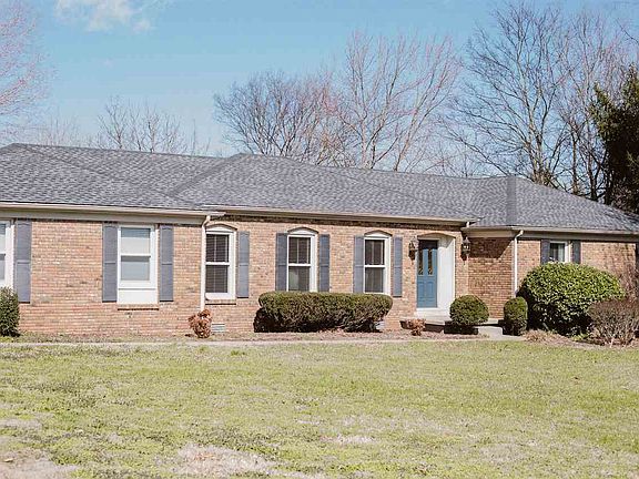 3rd image of 306 Williamsburg Rd