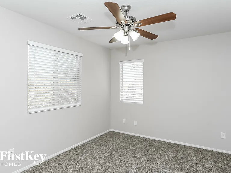 7600 Scarlet Tapestry Ct — Photo 11