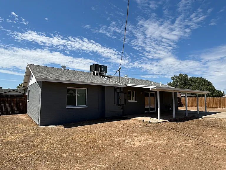 Large backyard. NEW roof and NEW AC!
