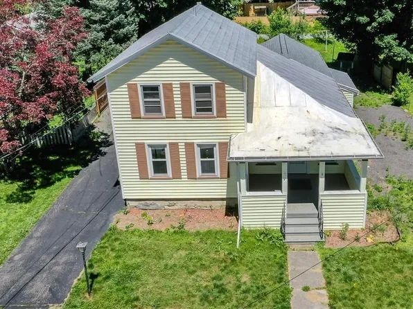 10 Clinton St, Dansville, NY 14437