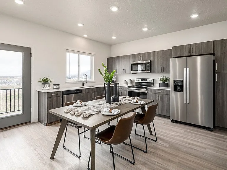 Banner Hill Townhomes — Photo 3