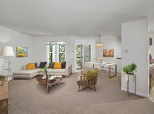 9986 Guilford Rd APT 101, Jessup, MD 20794