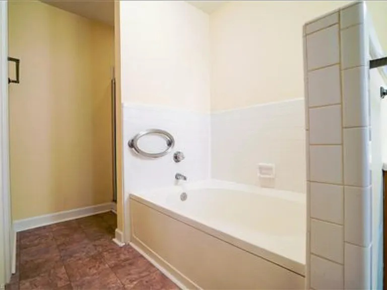2029 Hearthwood Ct — Photo 20