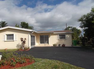 8341 NW 24th Pl, Sunrise, FL 33322