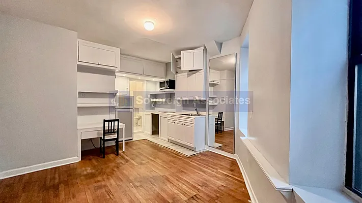 Rented by Sovereign Associates | media 8