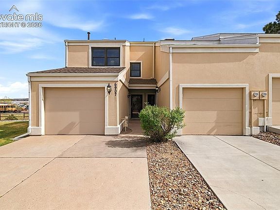 2nd image of 6907 Gayle Lyn Ln