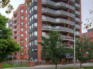 10 Ellen St E, Kitchener, ON N2H6R8