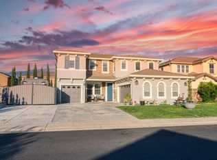 2426 Finchwood Landing Ln, Manteca, CA 95336