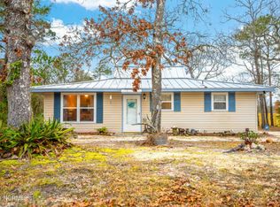 125 NW 10th St, Oak Island, NC 28465