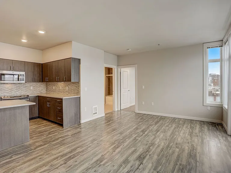 Evolve Apartments — Photo 7