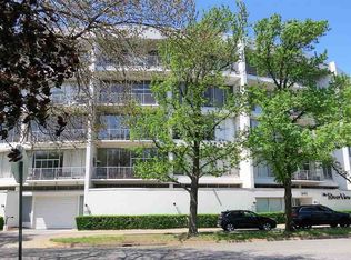 1401 W River Blvd APT 4B, Wichita, KS 67203