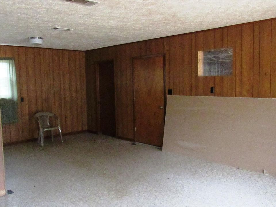 2nd image of 4214 Blue Top Rd
