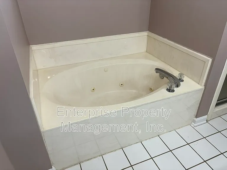 4003 N Tonya Marie Cv — Photo 15