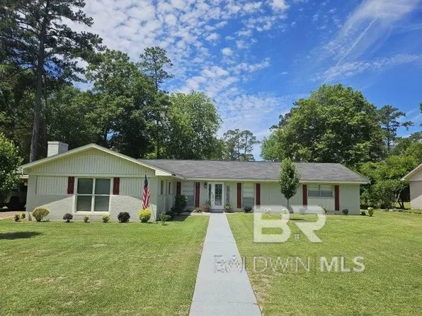 1411 McMillan Ave, Brewton, AL 36426