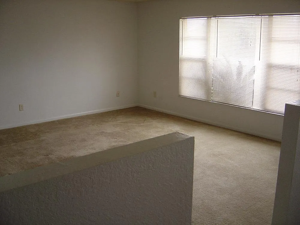 3 bed, 1580 sqft, $1,600 — Photo 2