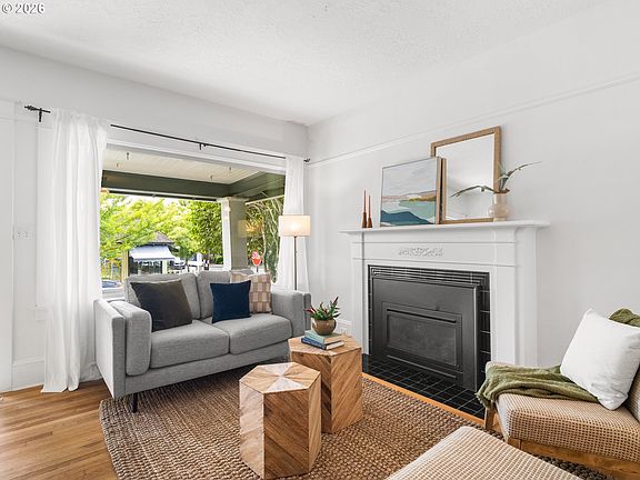 5th image of 3505 NE 13th Ave