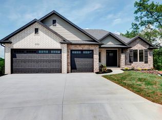 2394 W Darby St, Springfield, MO 65810