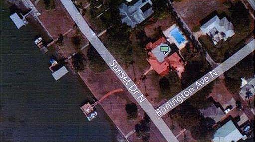 4th image of 235 Sunset Dr N