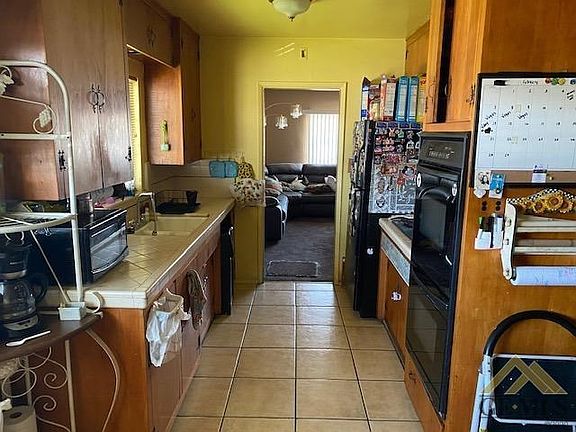 5th image of 2413 N Ming Ave