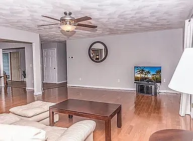390 Tiona Rd — Photo 18