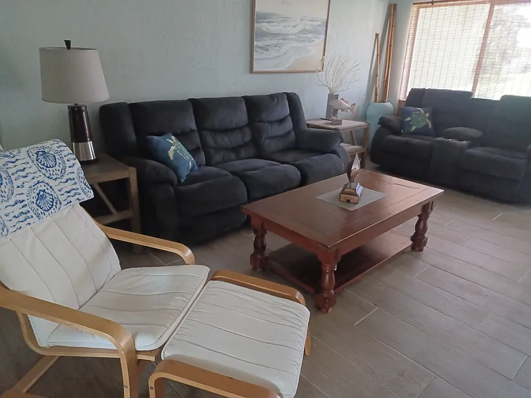 9 Collinson Ct — Photo 15