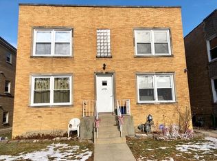4934 Kirk St APT 2E, Skokie, IL 60077