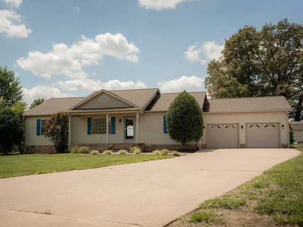 546 Smiths Ln, Mayfield, KY 42066