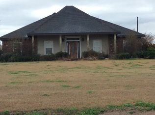 744 E Woodlawn Ranch Rd, Houma, LA 70363